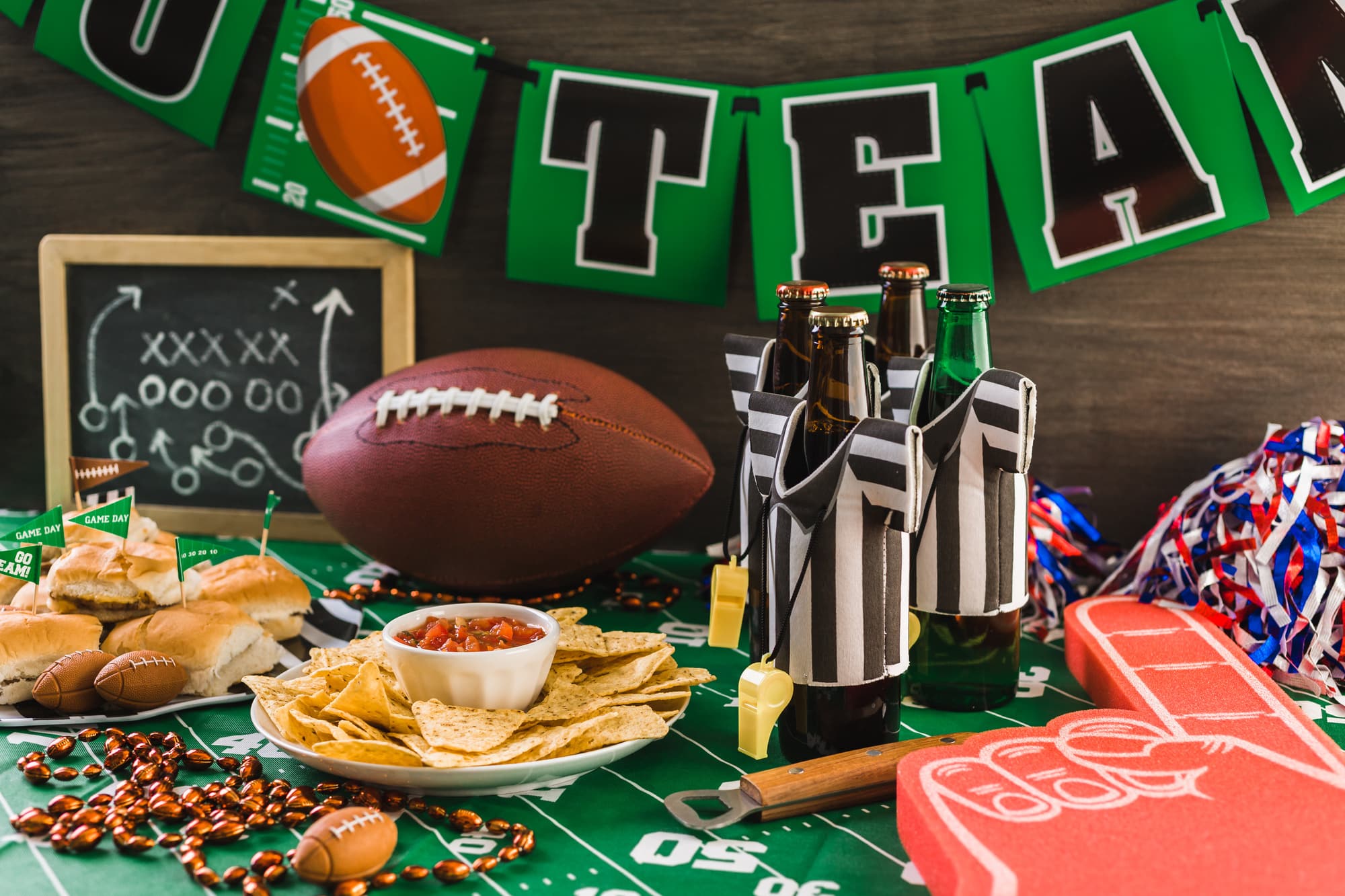5 Catering Tips for Your Super Bowl Party